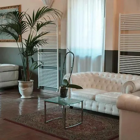 With Garden For 6 People, Cleaning Included * Assisi