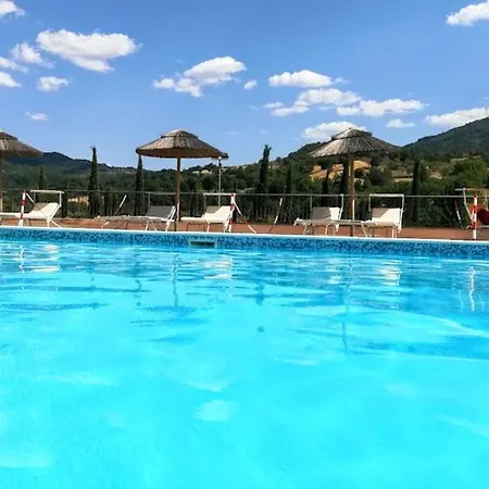 Semesterbostad Near With Pool, Cleaning Included