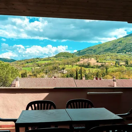 With Garden For 6 People, Cleaning Included Holiday home *